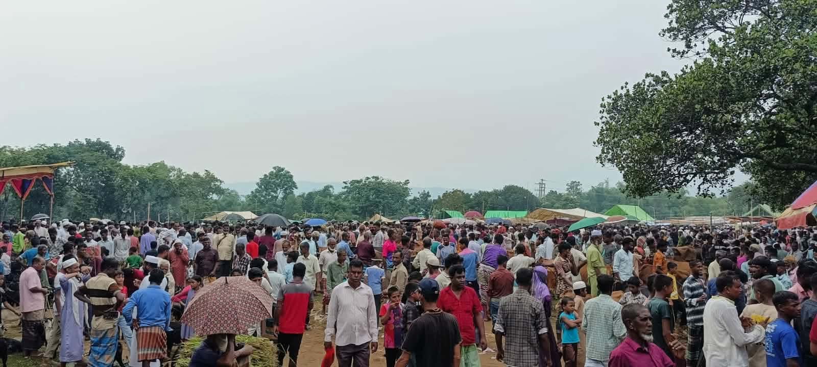 তাহিরপুরের চারটি অস্থায়ী পশুর হাট ইজারায় শুভঙ্করের ফাঁকি