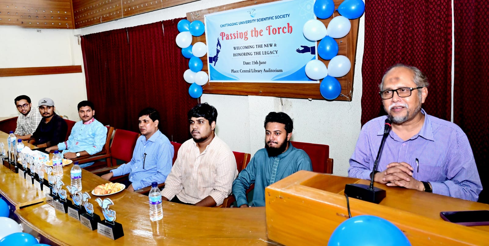 চবি সায়েন্টিফিক সোসাইটির নতুন কমিটিকে সংবর্ধনা, বিদায়ী কমিটিকে সম্মাননা