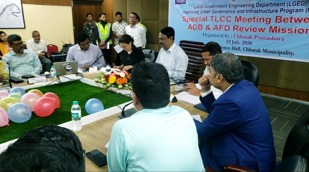 ছাতকে এএফডির কান্ট্রি ডিরেক্টর সিনথিয়া মেলার নেতৃত্বে পৌর সভার প্রকল্প পরিদর্শনে উচ্চ পর্যায়ের প্রতিনিধি দল